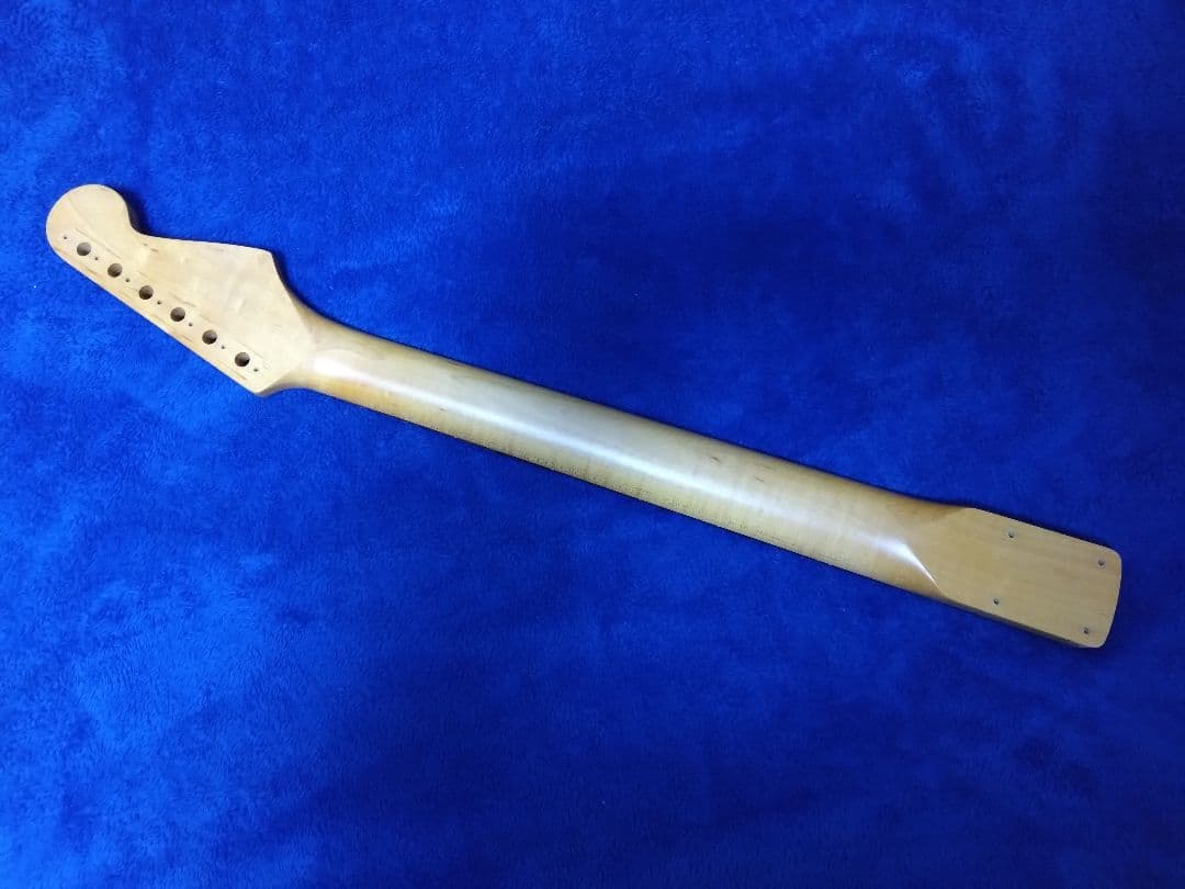 エレキギターネック　ストラトタイプ　リバースヘッド（右用）レフティー