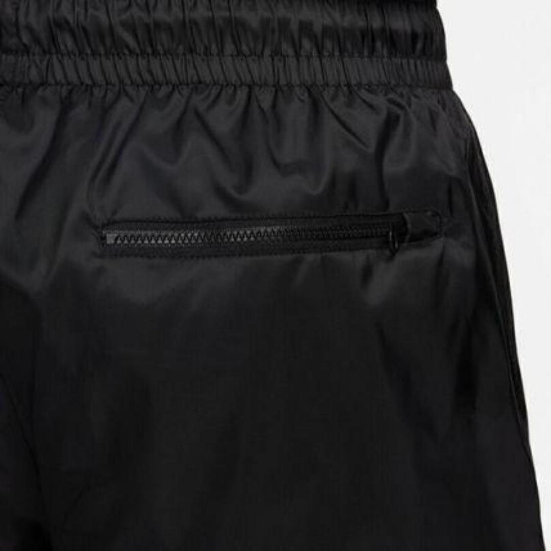 NIKE ウィンドブレーカーパンツ （69）