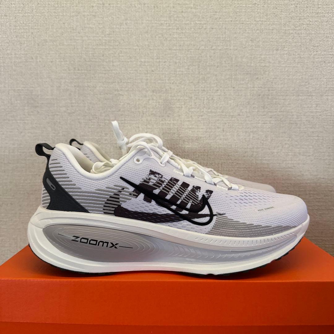 【新品】NIKE ナイキVomero18 ボメロ18 RUN アルペン限定