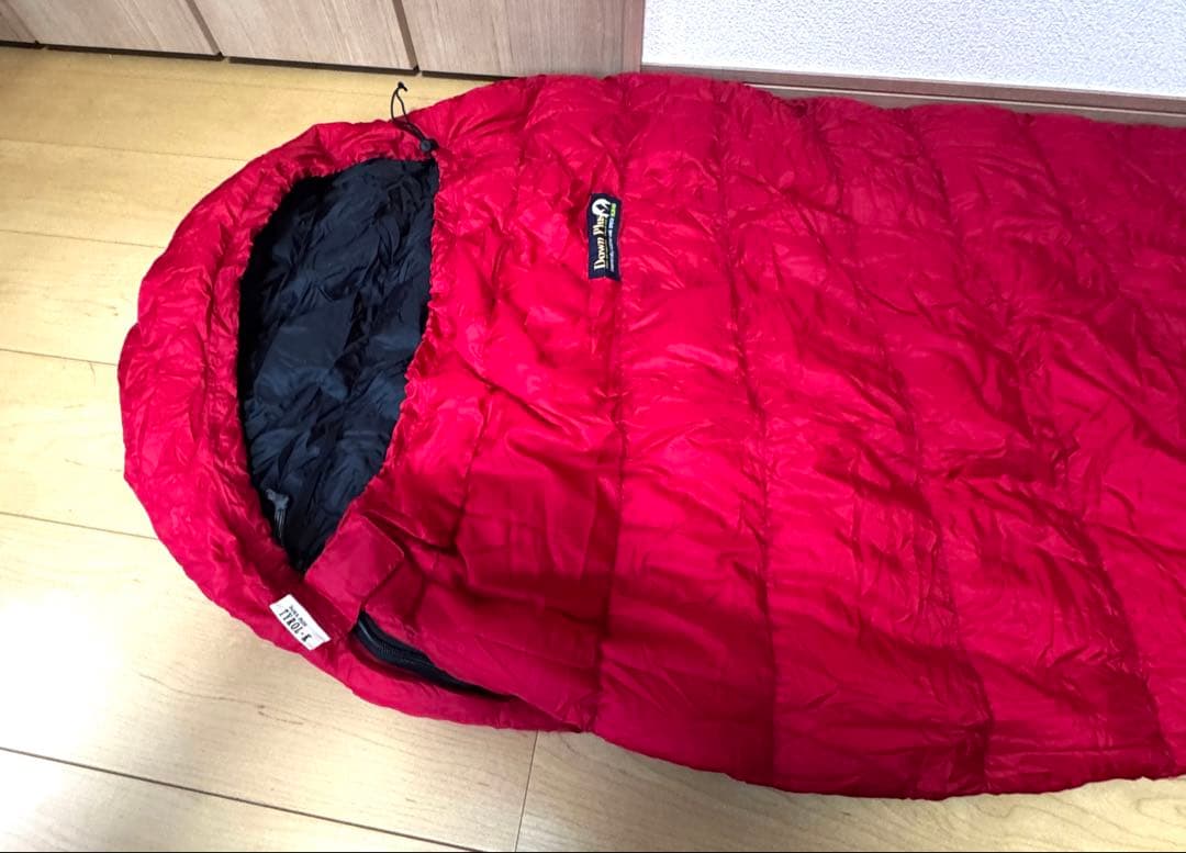 ISUKA ダウンプラス チロル 6℃ 登山 車中泊　サーマルシーツ