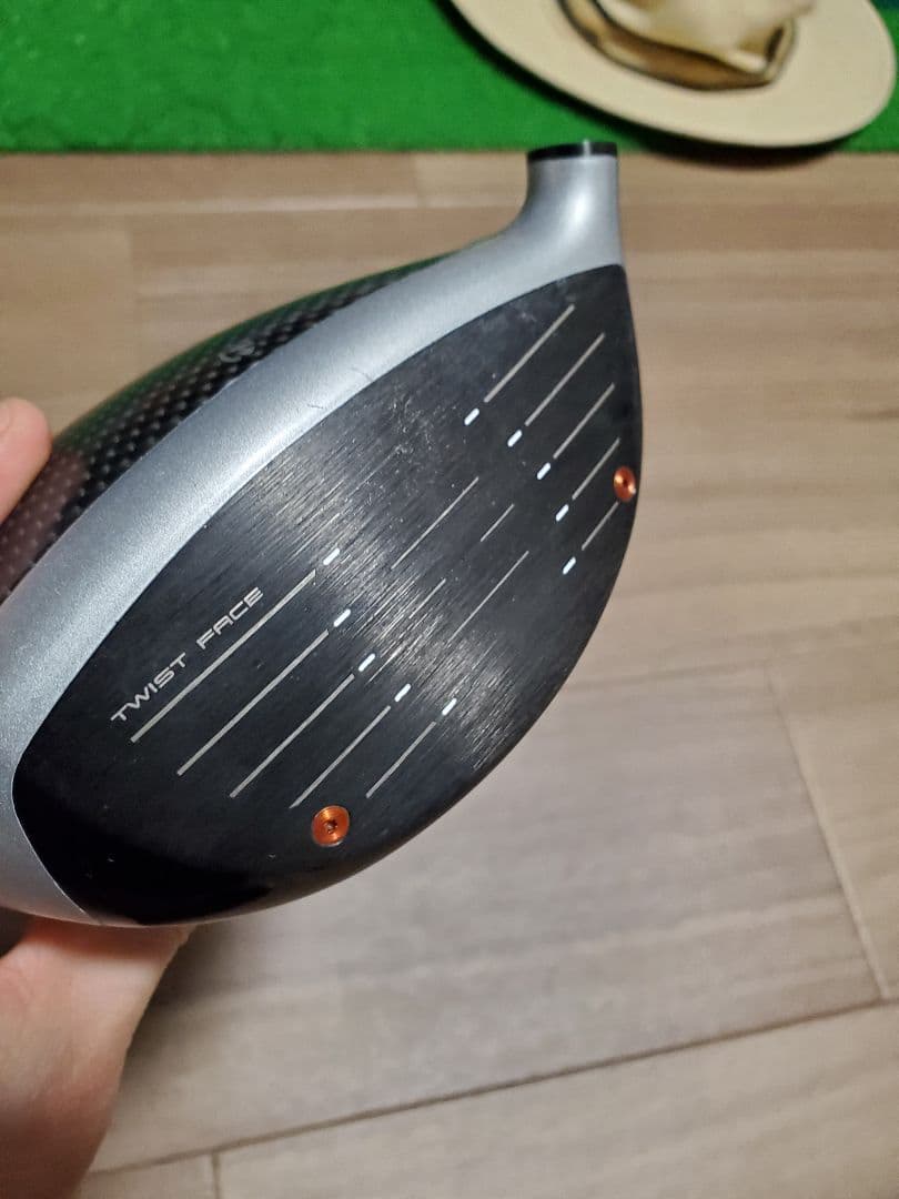 TaylorMade M5 ドライバー ヘッドのみ　カバー付き