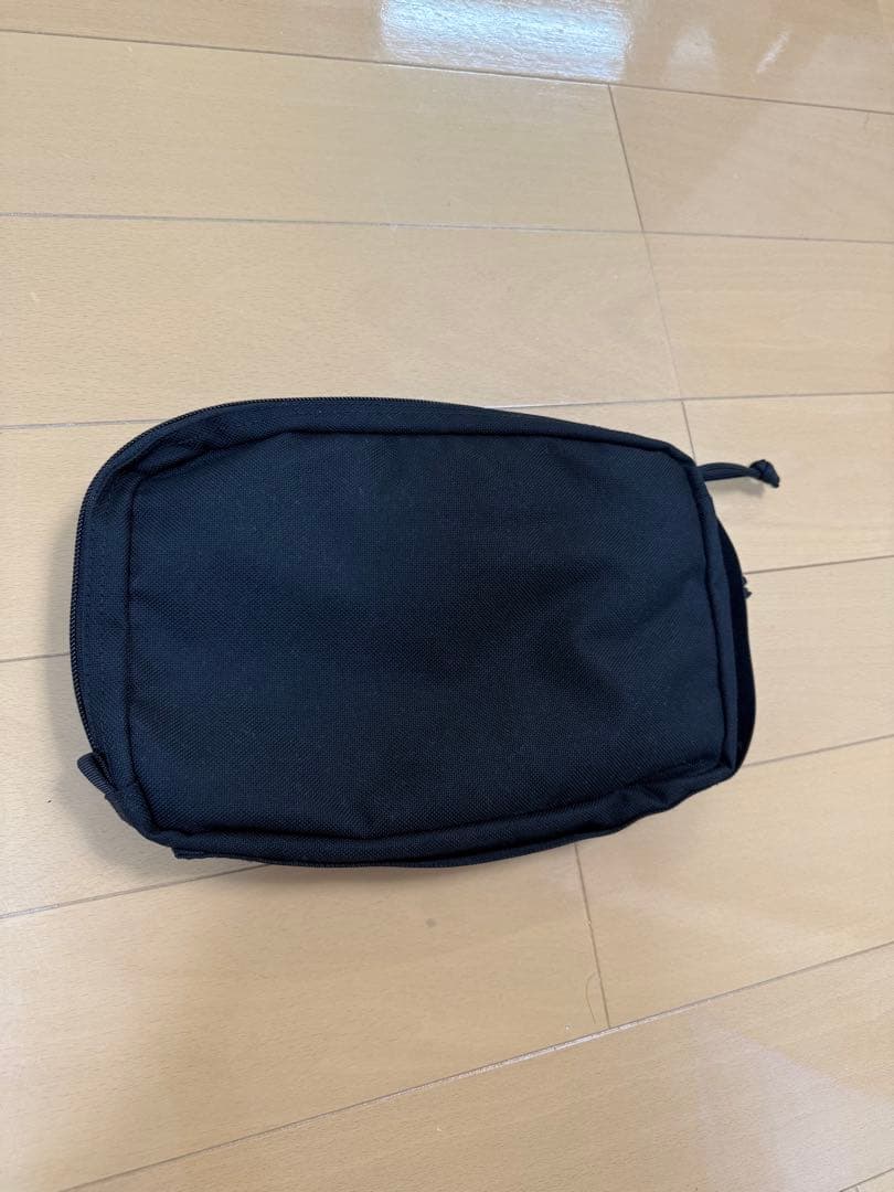 新品未使用ブリーフィングポーチ