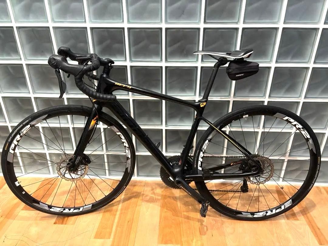 GIANT DEFY ADVANCED 1 カーボンロードULTEGRA
