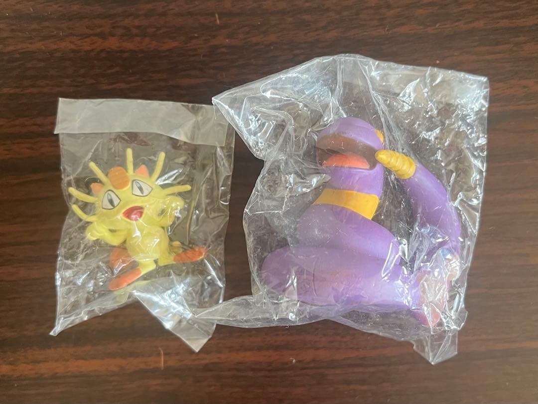 ポケモン リアルフィギュア アーボ ニャース コジロウ サトシ