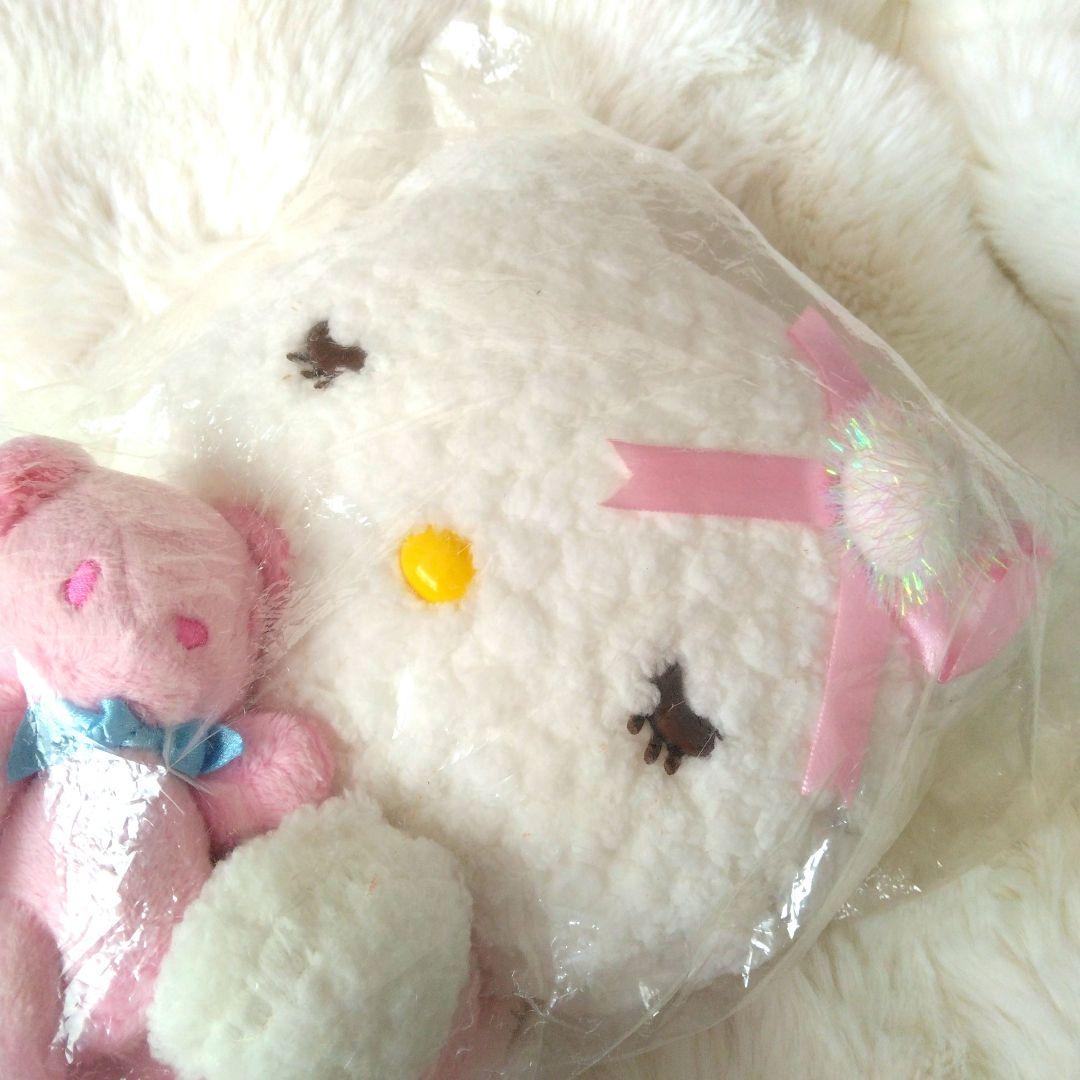 vivitix　ハローキティ　イヤシドール　ぬいぐるみ　キティ　サンリオ　くま