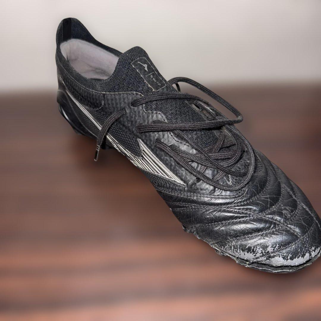 MIZUNOモレリアネオ4β サッカースパイク　26cm