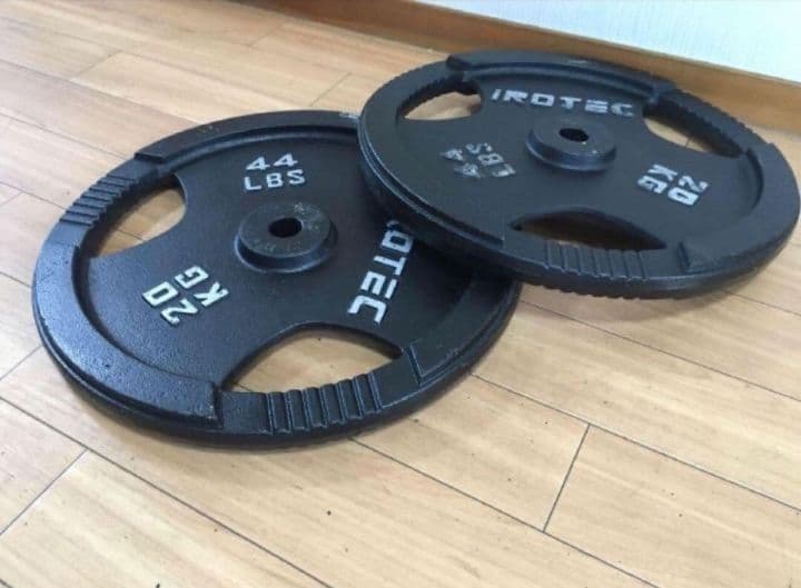② iROTEC ダンベルプレート 20kg x 1 枚