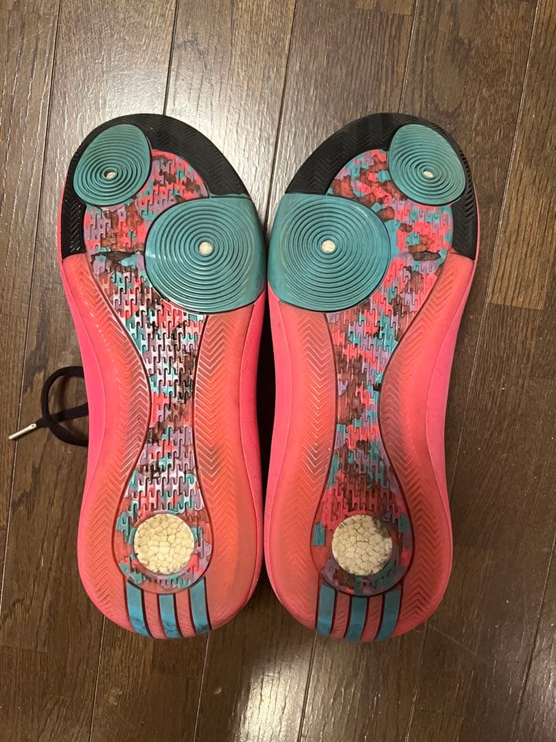 バスケットボールシューズ ADIDAS HARDEN VOLUME 8