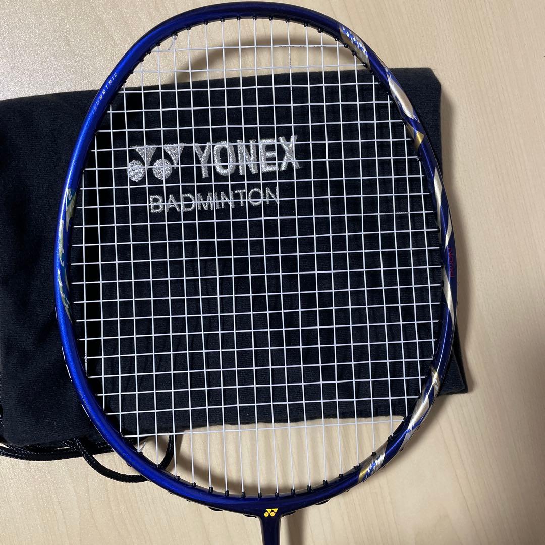 YONEX バドミントンラケット 3U G6 専用ケース付き