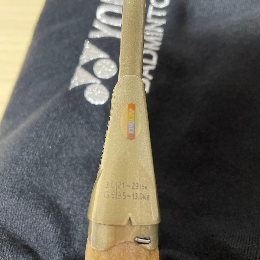 YONEX バドミントンラケット 3U G6 専用ケース付き