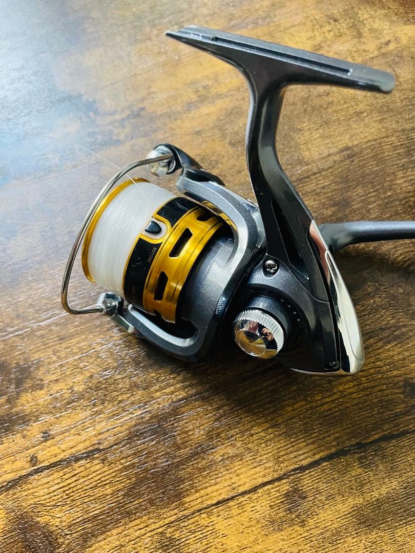 スピニングリール 2個セット×フィッシュグリップ
