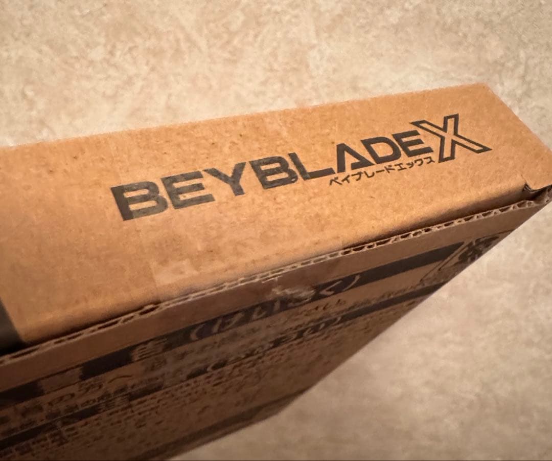 BEYBLADE X UX-00 3-70Aレッド Ver.