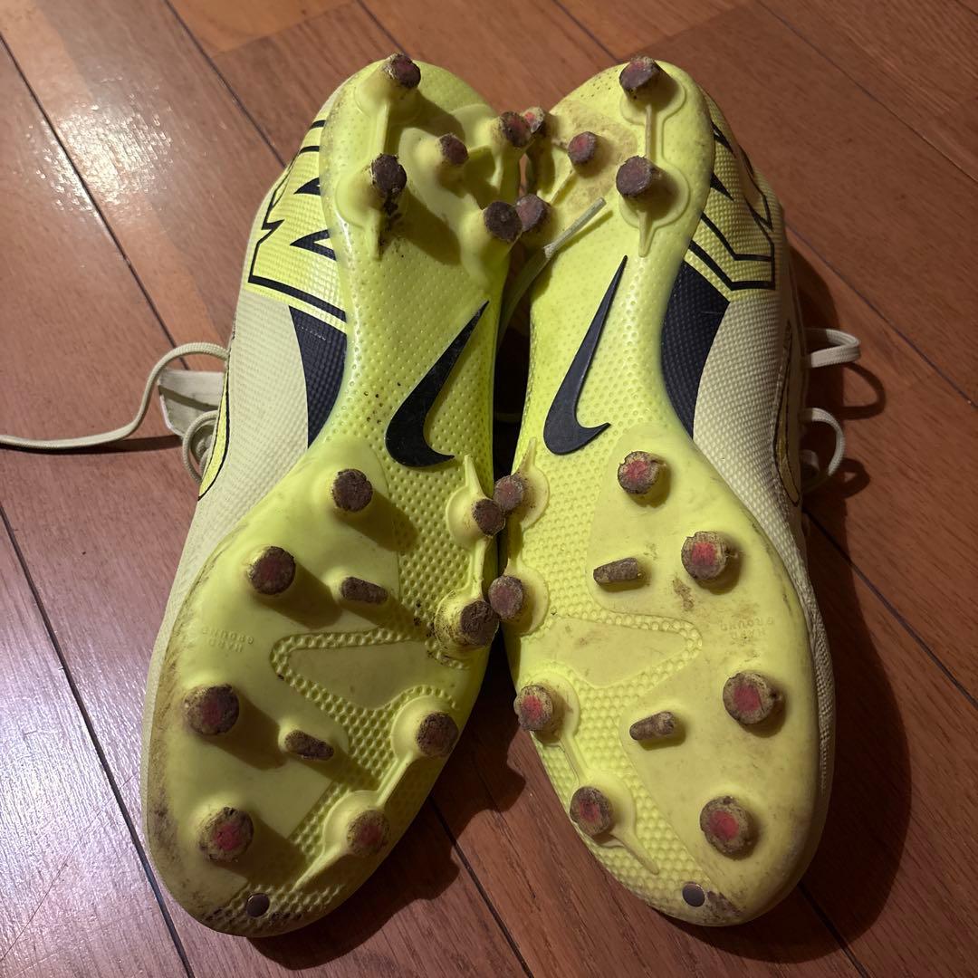 Nike サッカーシューズ イエロー