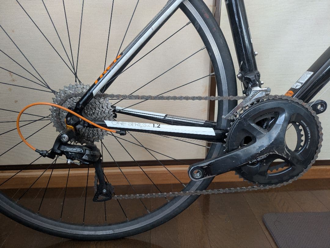 TREK ロードバイク One Series 1.2