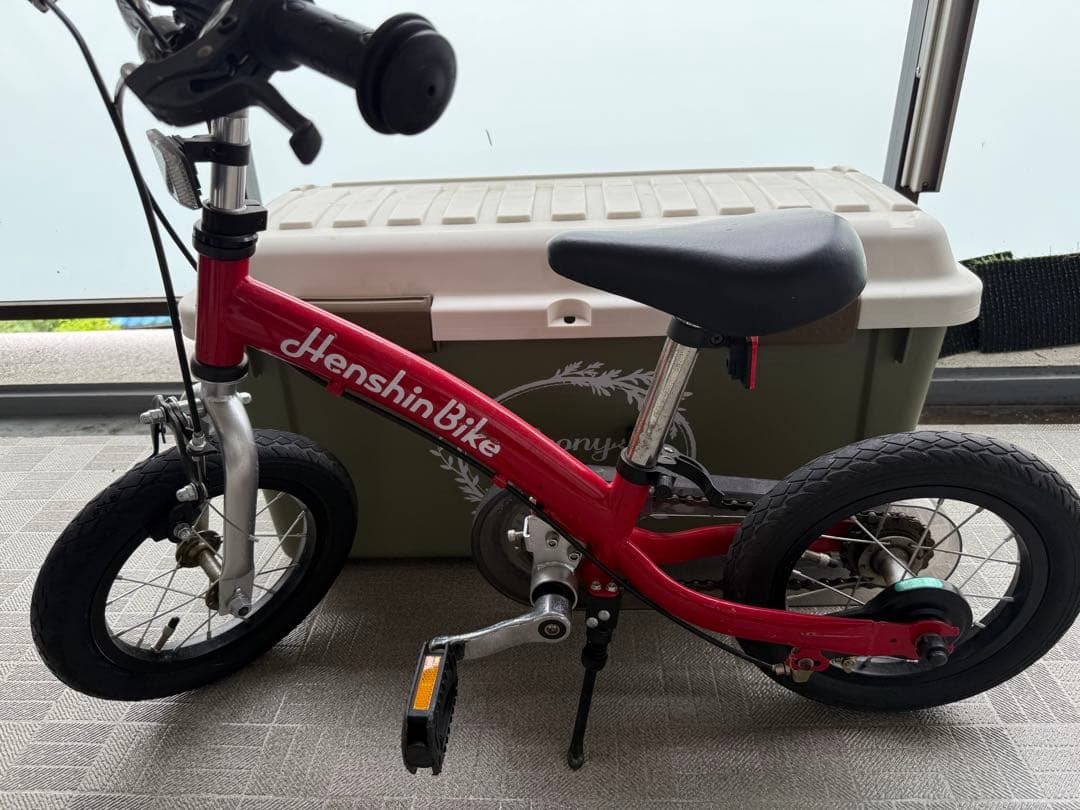 HenshinBike 幼児用自転車 赤
