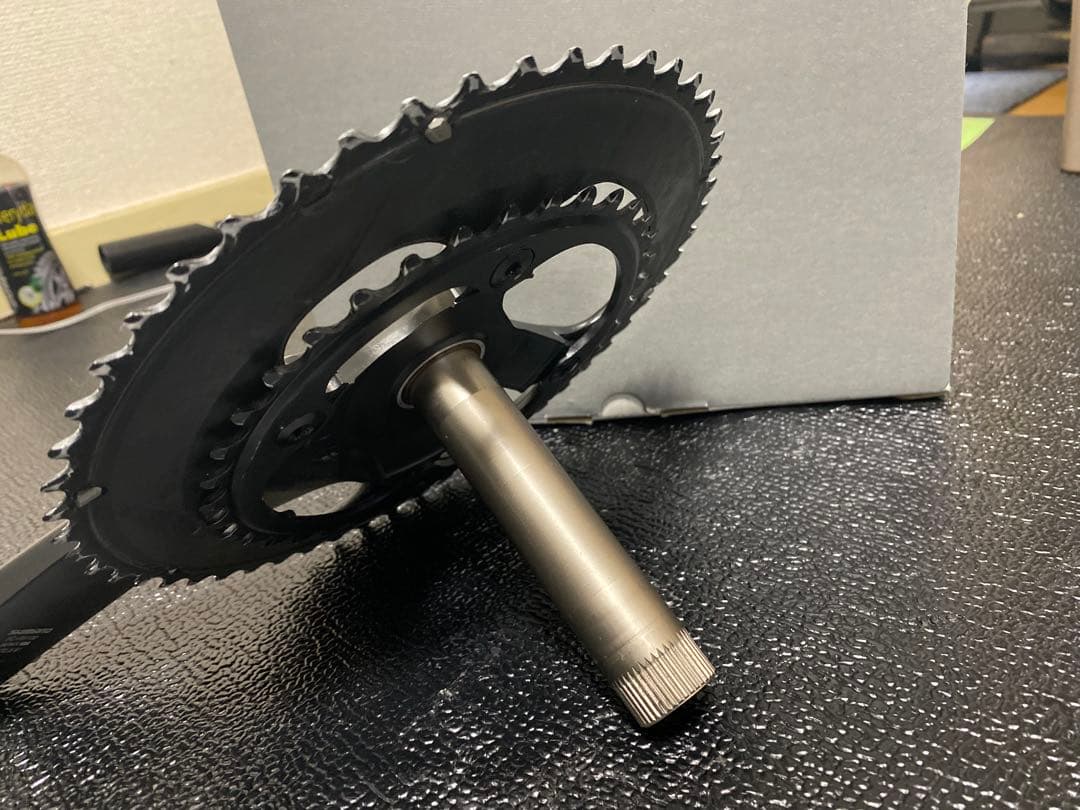 パーツ SHIMANO ULTEGRA FC-R8100 12s 52-36 172,5