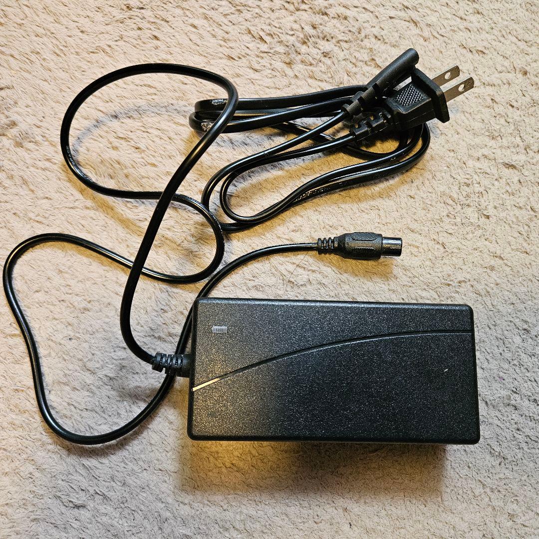 中古品 バランススクーター 電動ホバーボード 電源スケートボード