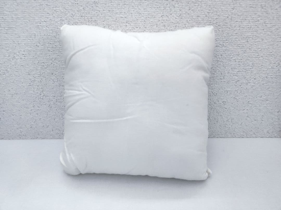 専用 限定 ヴィヴィアンウエストウッド ミニクッション スカル オーブ