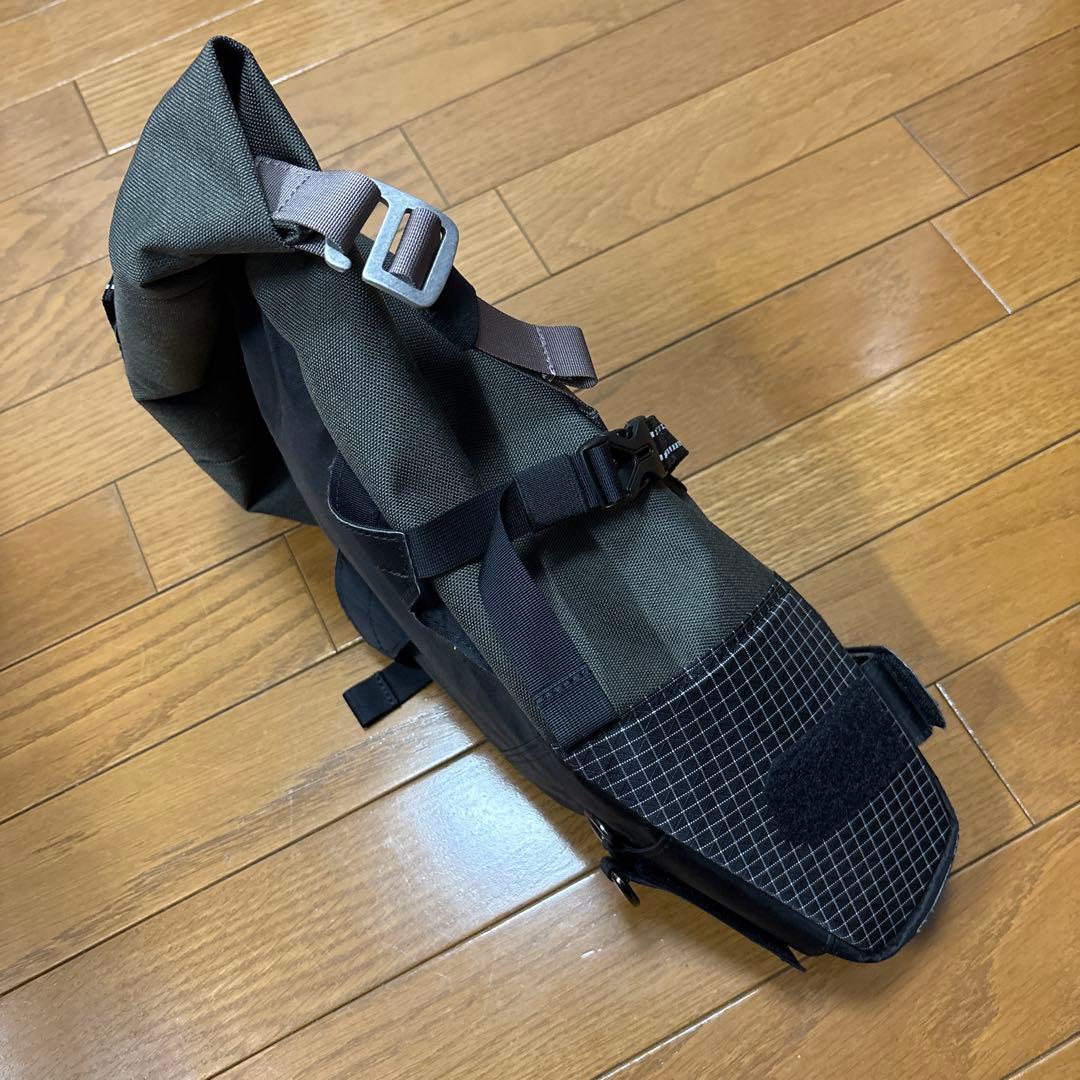 アクセサリー RawLowMountainWorks Bike'n Hike Post Bag