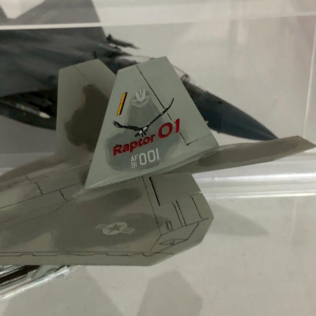 戦闘機 模型 1/72 F-22 ラプター F-15 ストライクイーグル 完成品
