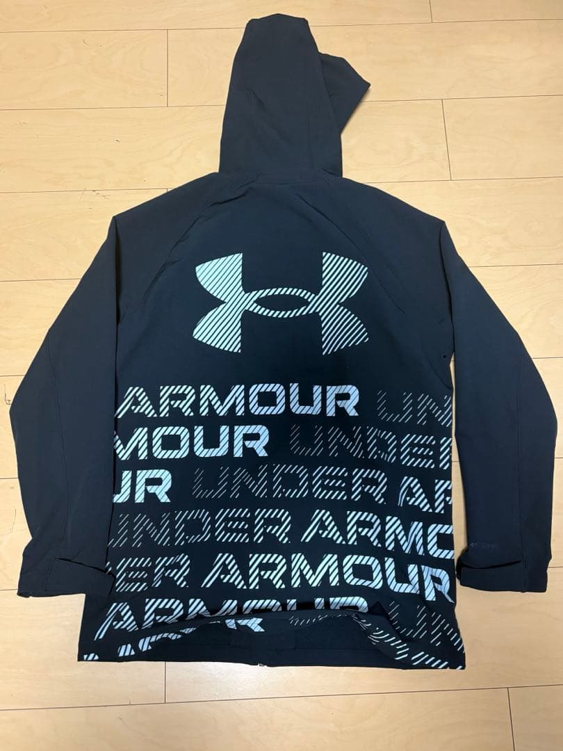 Under Armour ウィンドブレーカー＆パンツセット