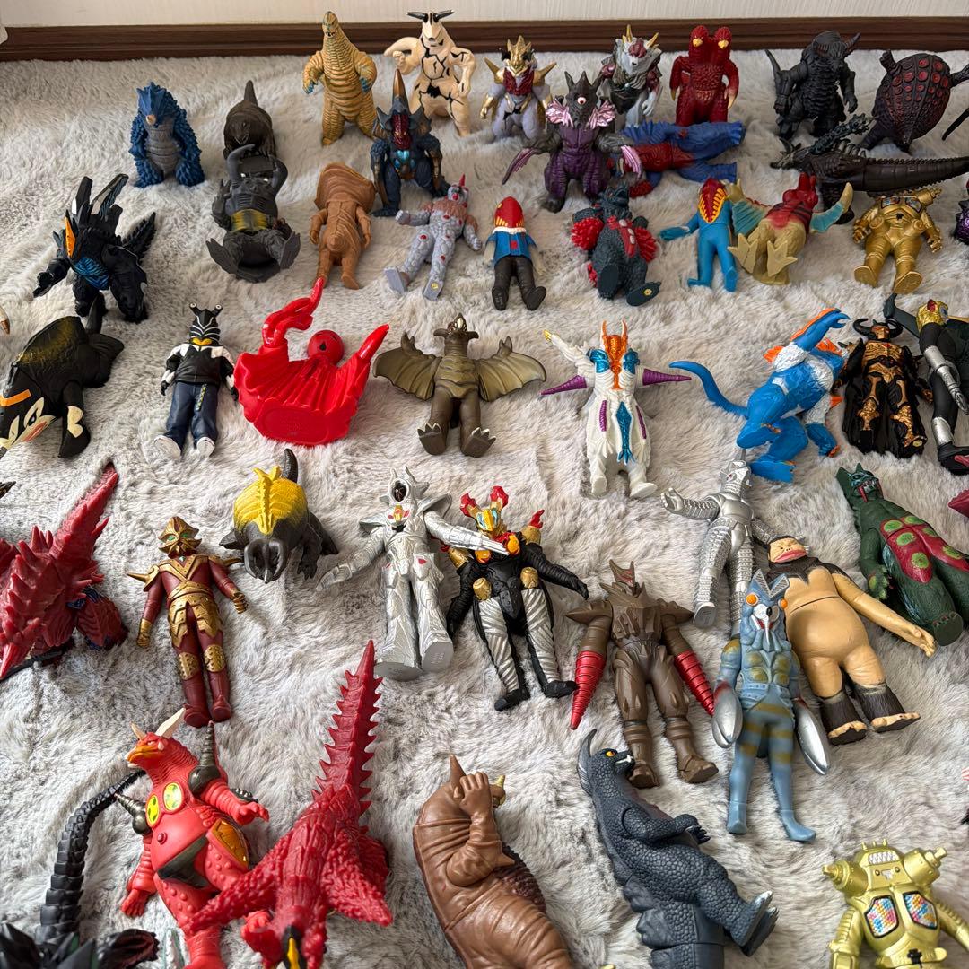 ウルトラマンシリーズ 怪獣フィギュア 91体セット ソフビ