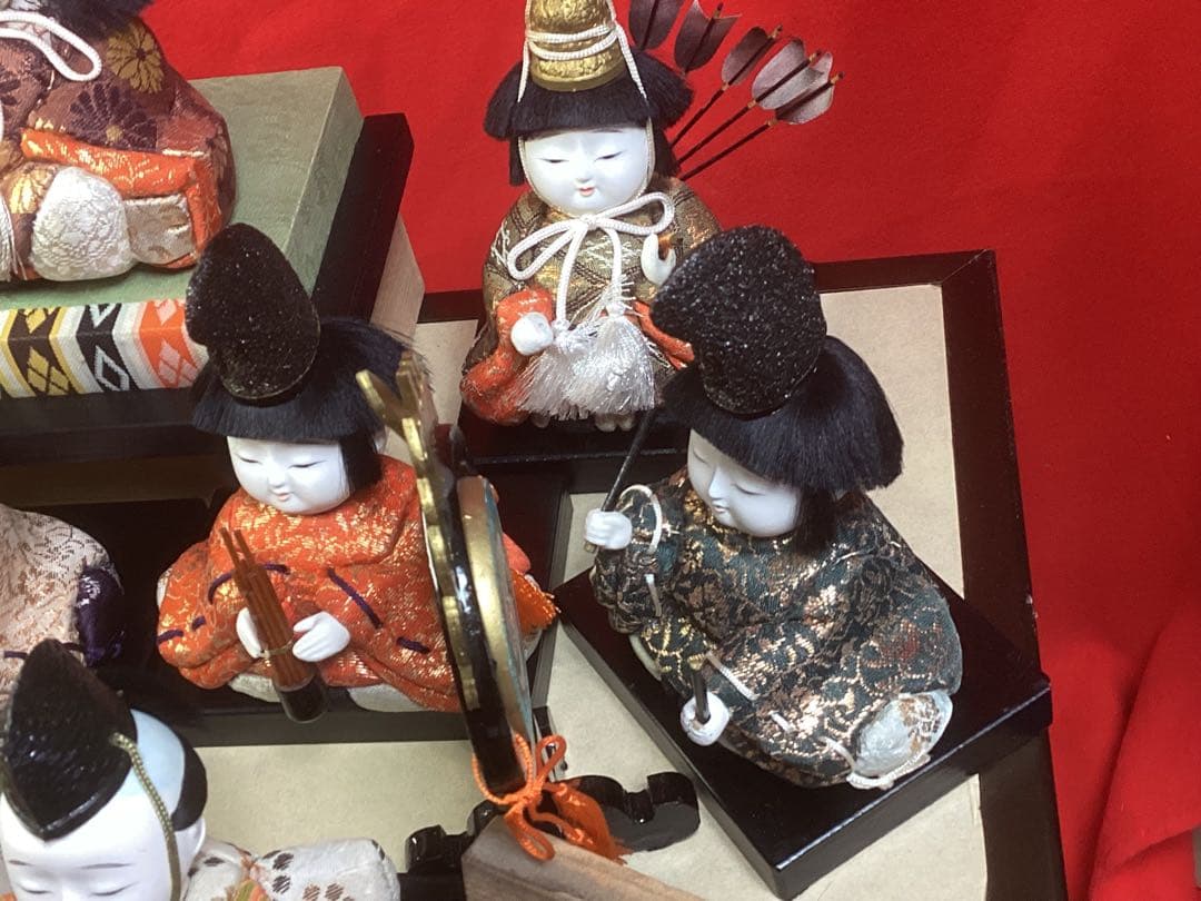 雛人形 十五人飾り 雛匠東玉 中古品超美品 人形サイズ(幅11〜7㎝高さ13㎝)