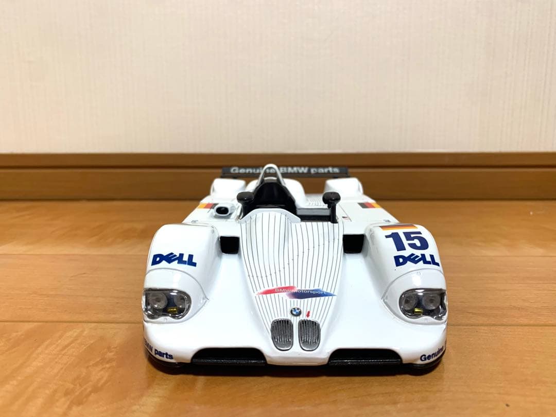 ミニカー Maisto  V12 LMR 1/18
