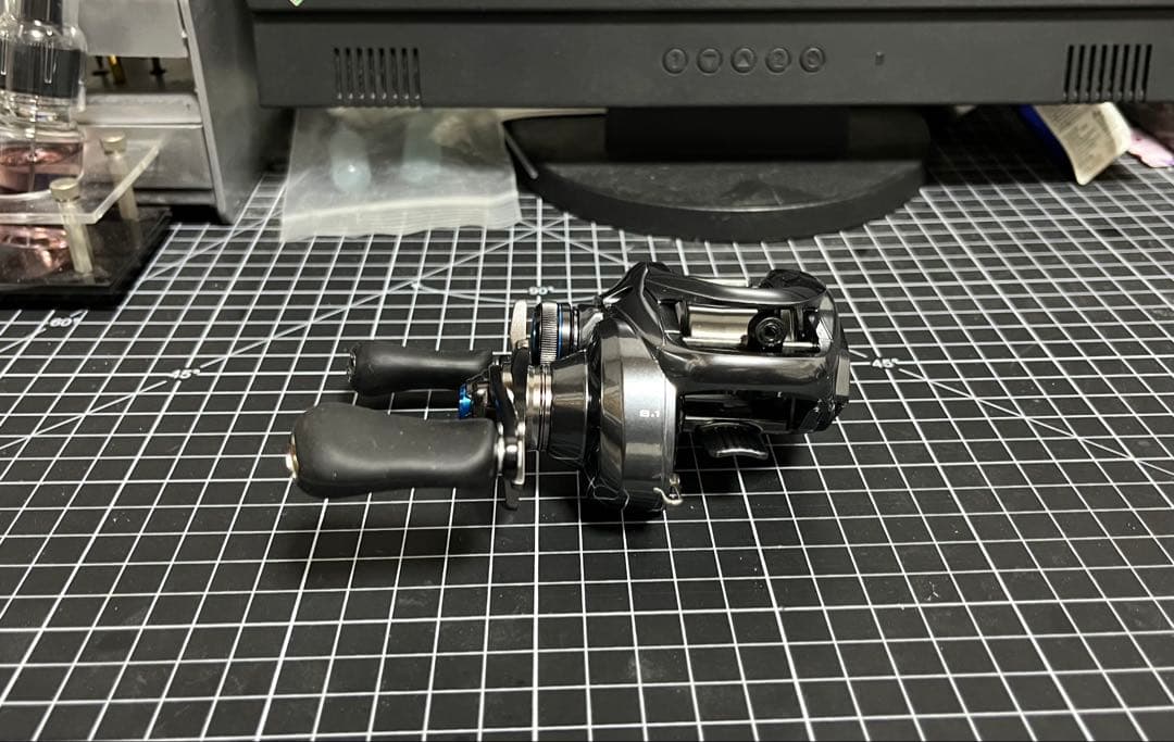 ☆未使用☆ シマノ ／22 SLX DC XT 70XG 8.1右
