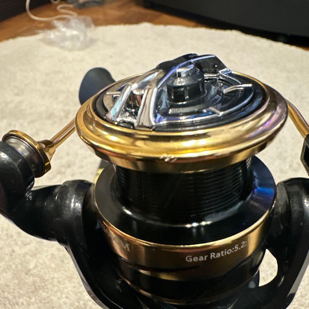 DEUKIO ノーギャップ防水ルアースピニングリール 3000
