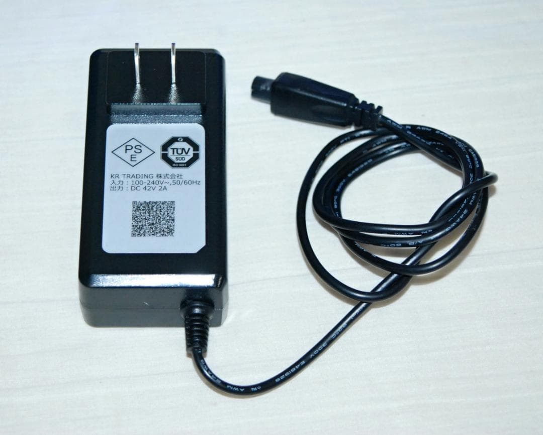 エレクトリック ホバーボード WJ1 室内使用 充電器付き 電動スケボー