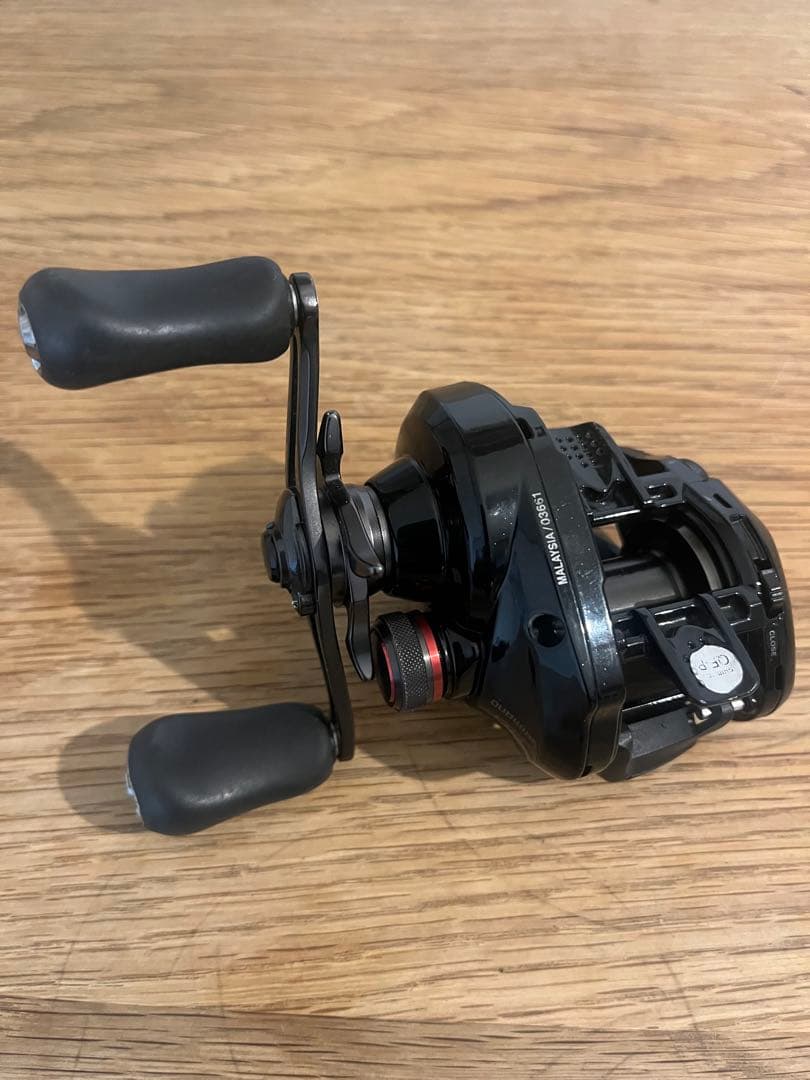 SHIMANO ベイトキャスティングリール100HG ブラック