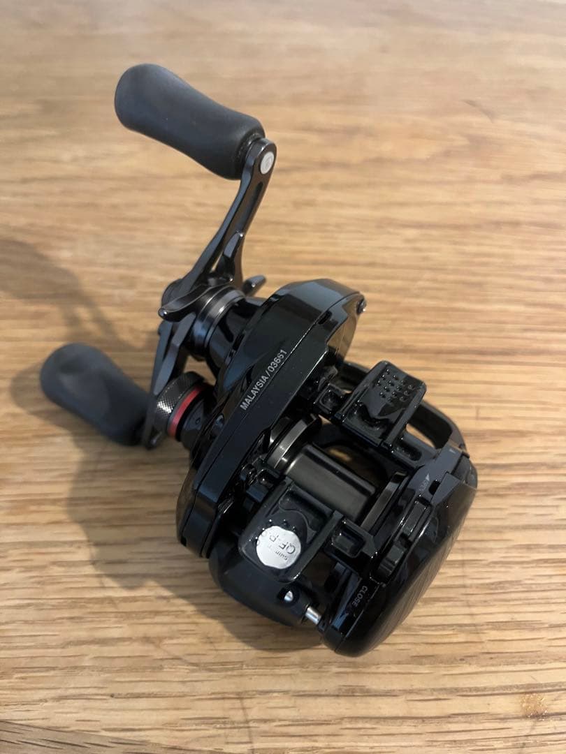SHIMANO ベイトキャスティングリール100HG ブラック