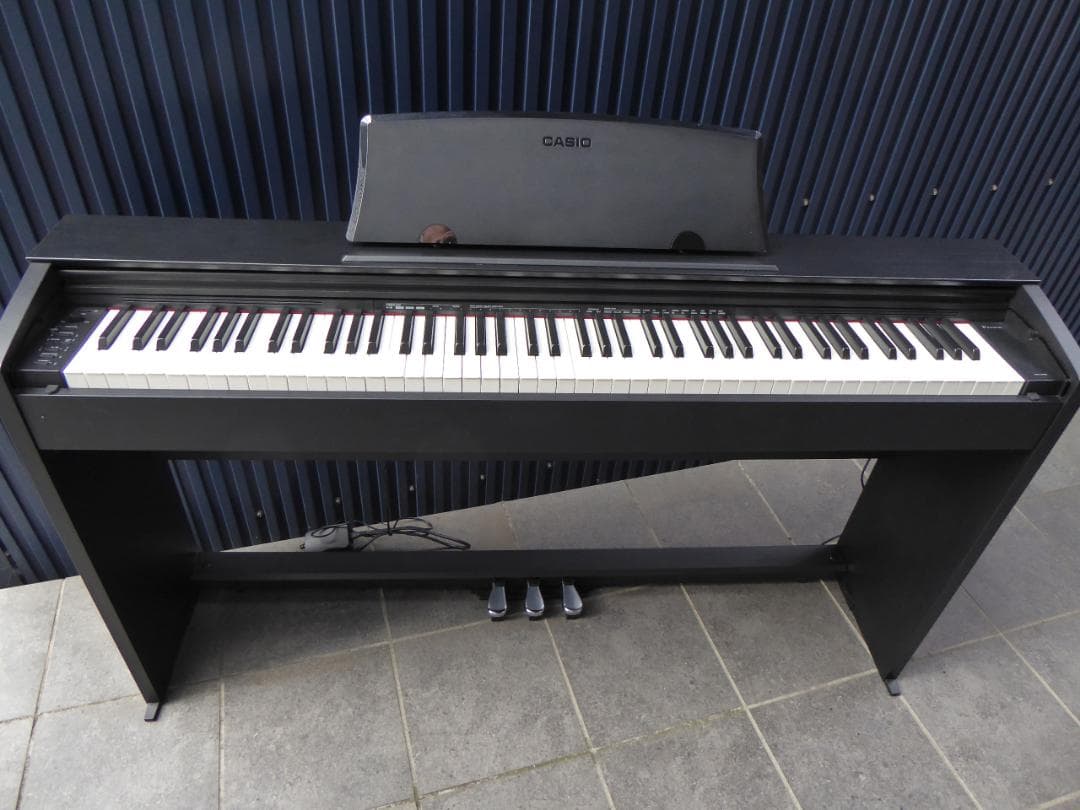 CASIO　カシオ　 Privia PX-770 電子ピアノ　2021年製