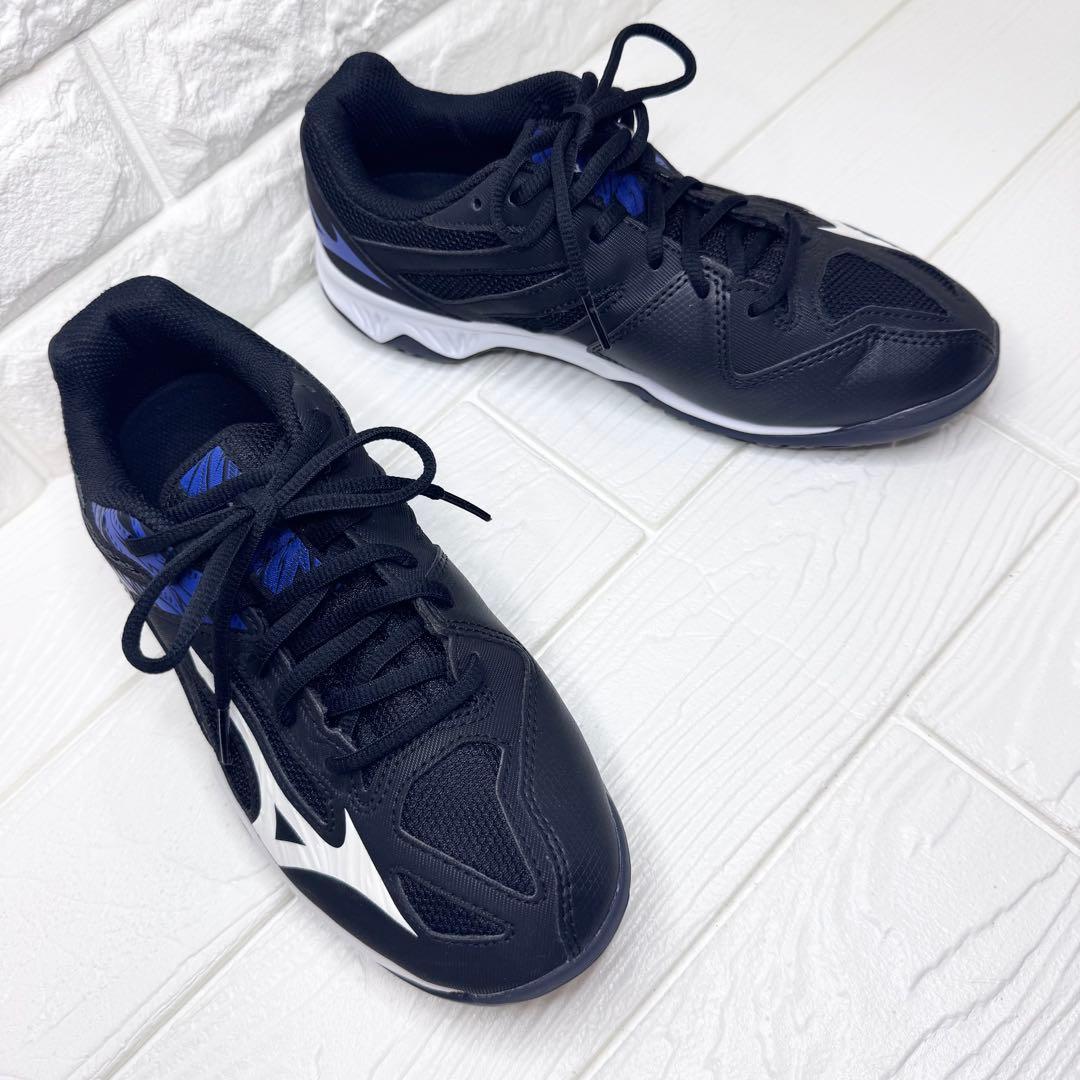 【新品未使用】MIZUNO バレーボール シューズ 24.0 サンダーブレード3