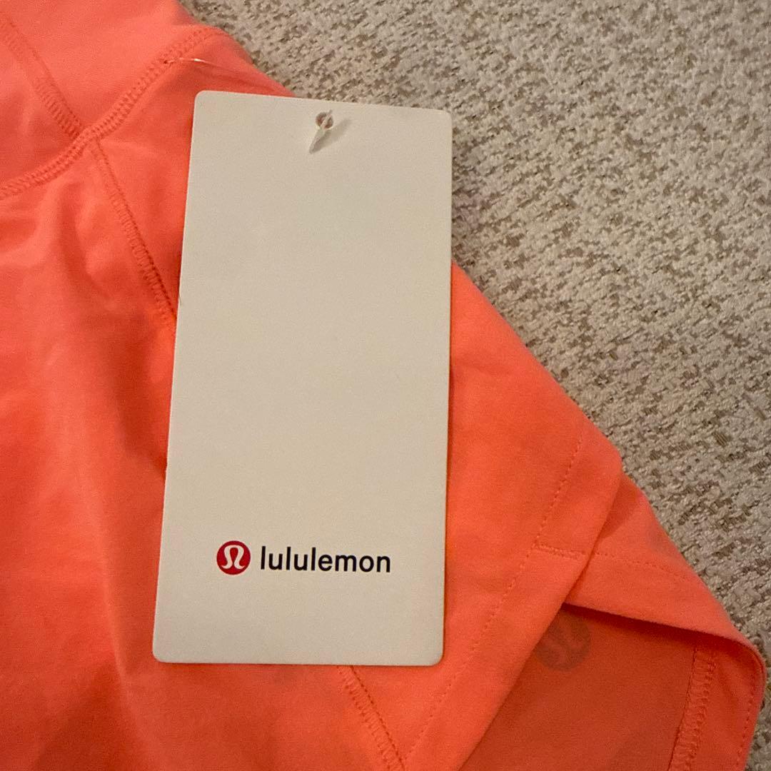 【新品　タグ付き】lululemonランニングショートパンツSpeed Up M