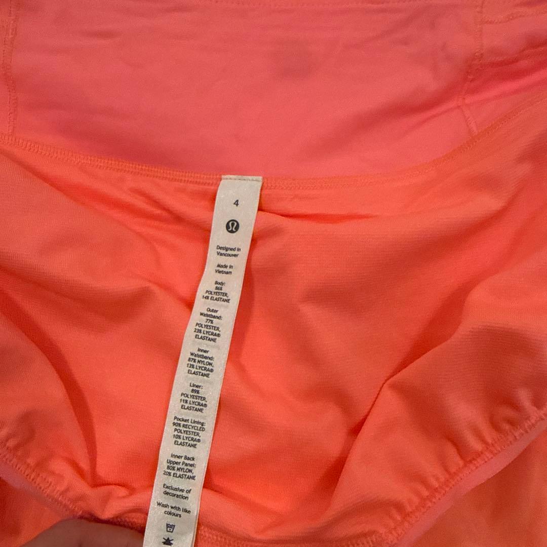 【新品　タグ付き】lululemonランニングショートパンツSpeed Up M
