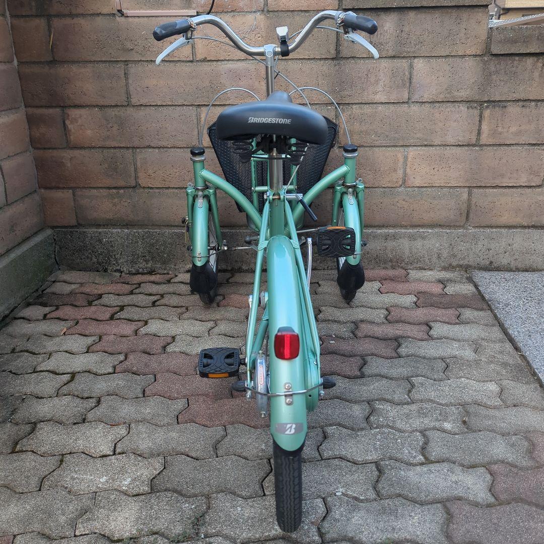 カコ　ブリヂストン minna MN-1 大人用三輪車 ミンナ