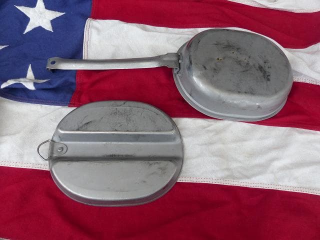 1964\" ナム戦 米軍実物　メスキットパン TRICO　318