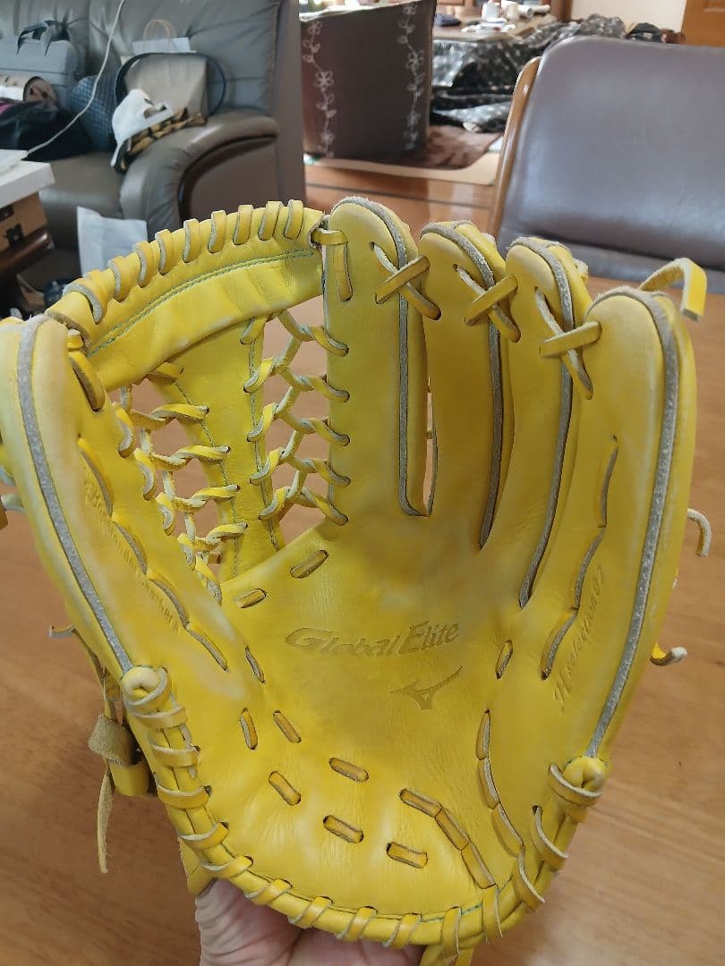 ミズノ グローバルエリート 軟式グローブ外野手用