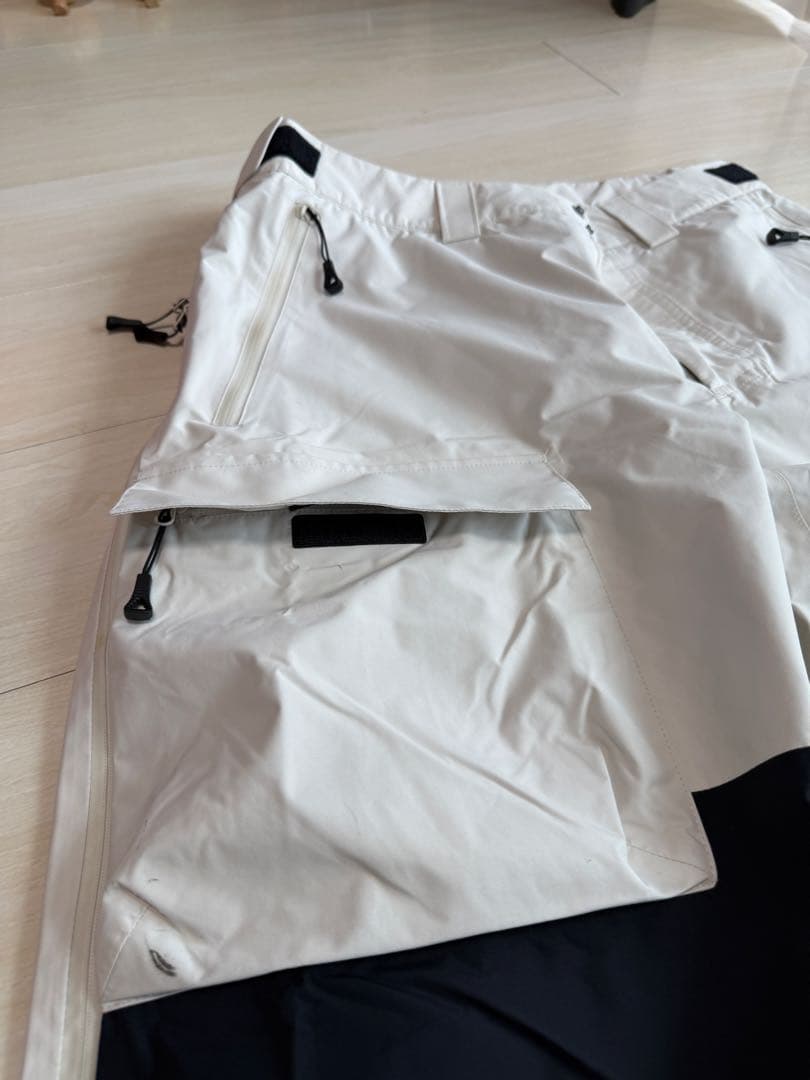 THE NORTH FACE スノーボードパンツ white/black MD