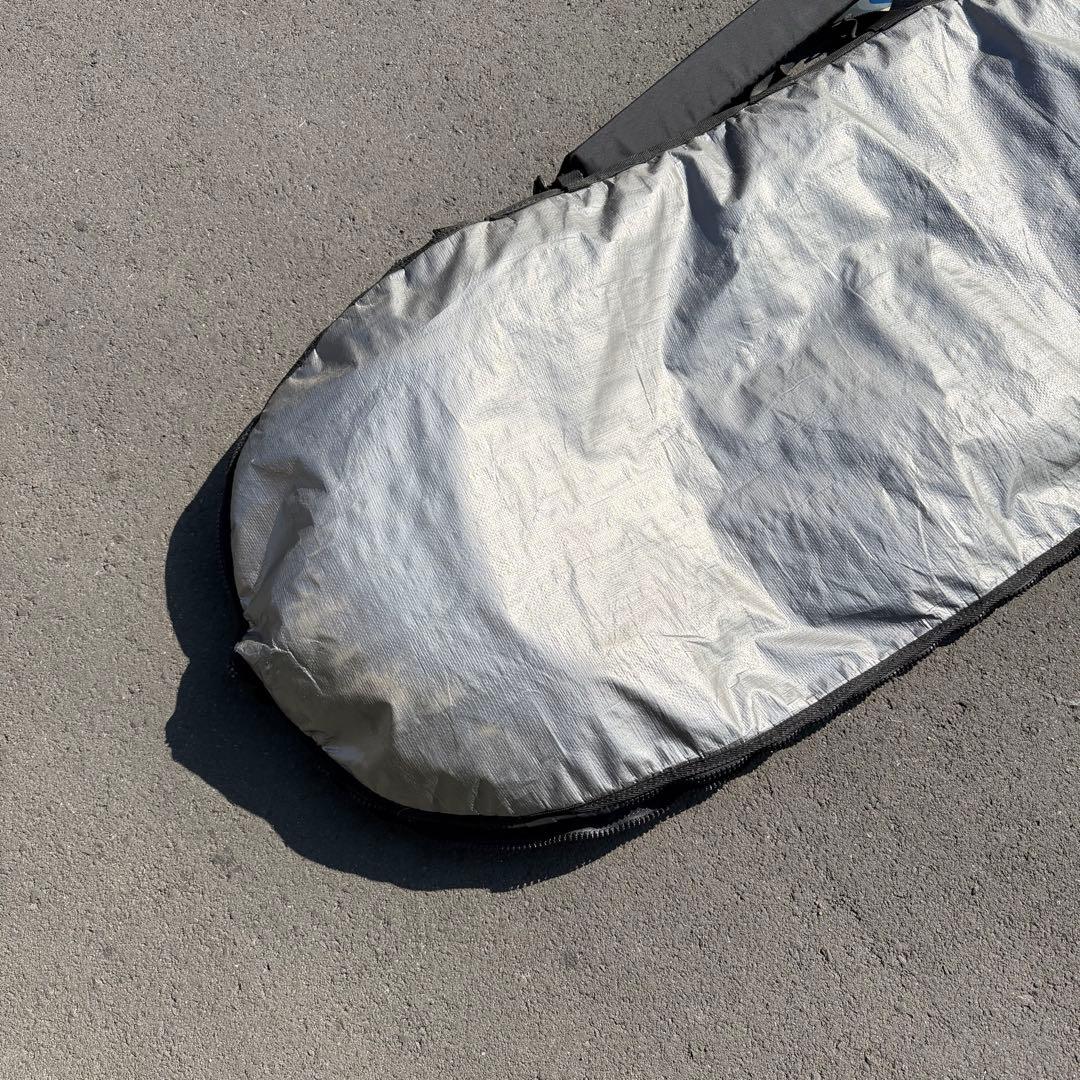 DAKINE ボードケース　保護力バッグ　シルバー　6’3ftまでOK 良好