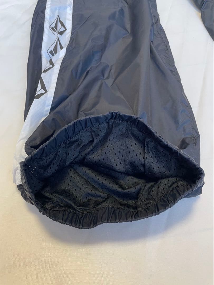 Volcom スノーウェア　ナイロンパンツ Sサイズ