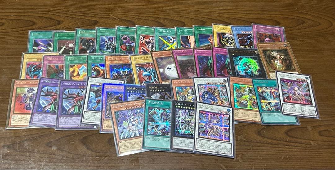 遊戯王カードゲーム　大量まとめ売り　初期　青眼の白龍