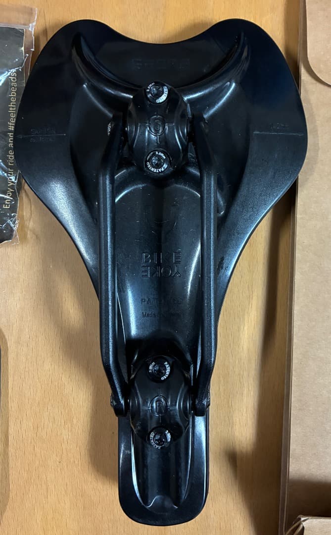 bikeyoke sagma サドル 142mm ブラック中古美品！