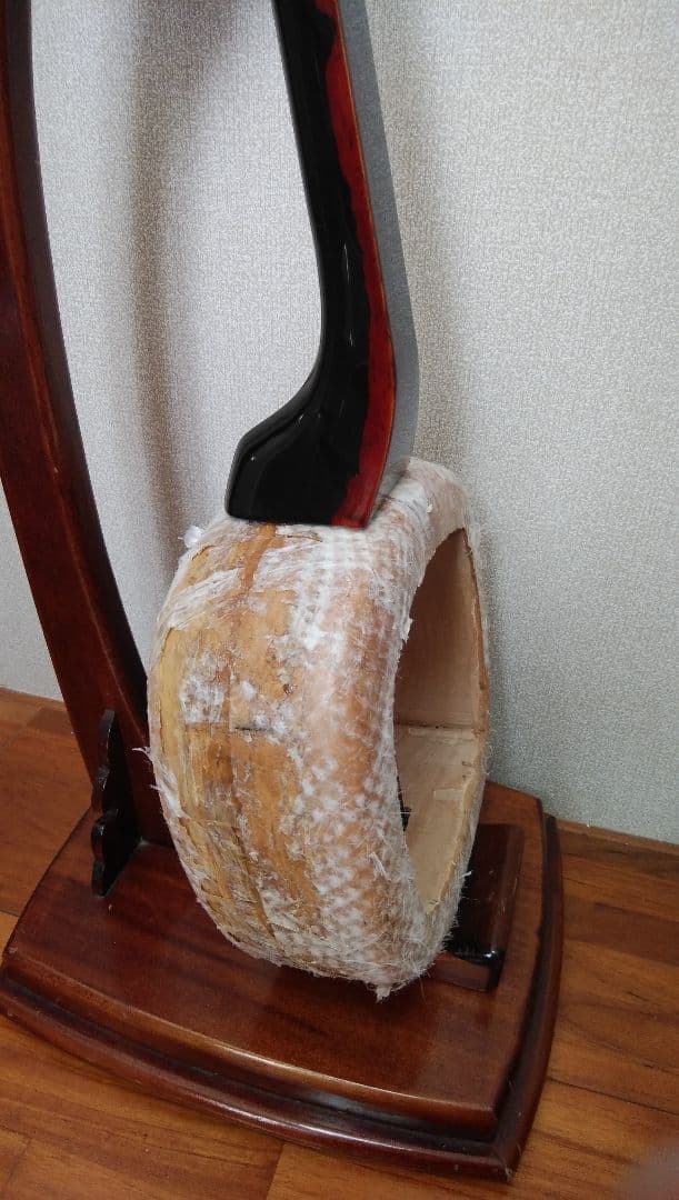三線 銘苅春政作 知念大工型 特級黒檀材 棹と胴のみ