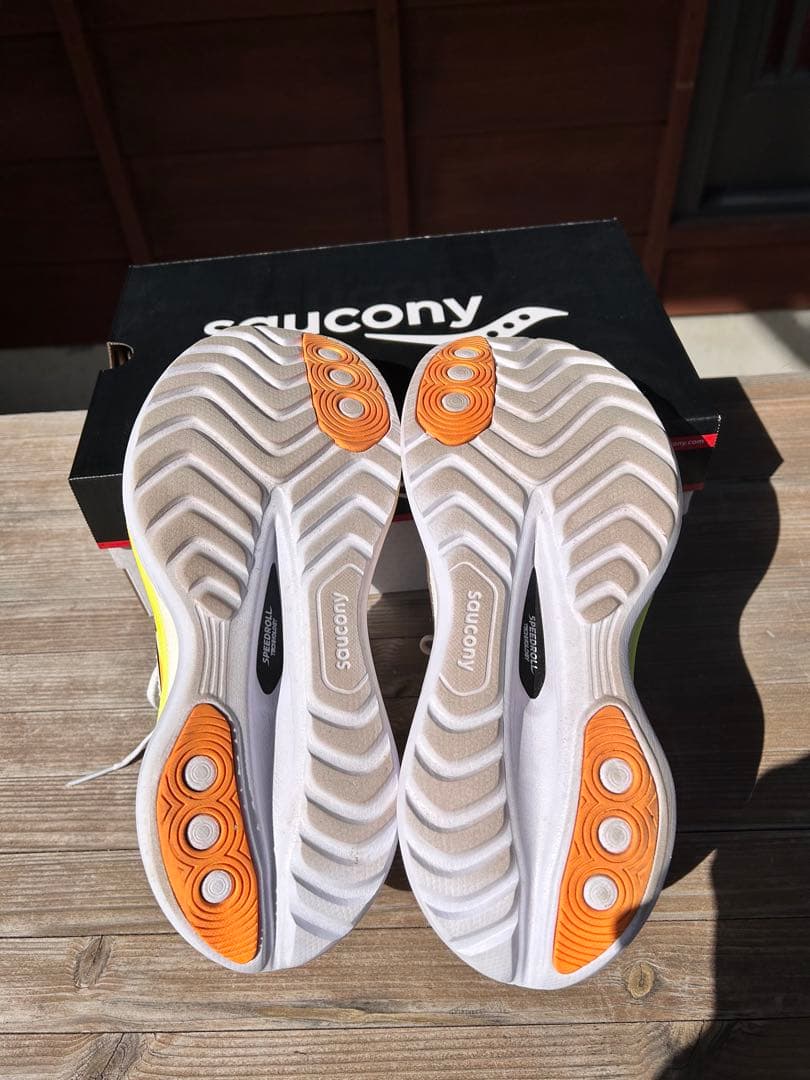Saucony Endorphin Trainer ランニングシューズ 26