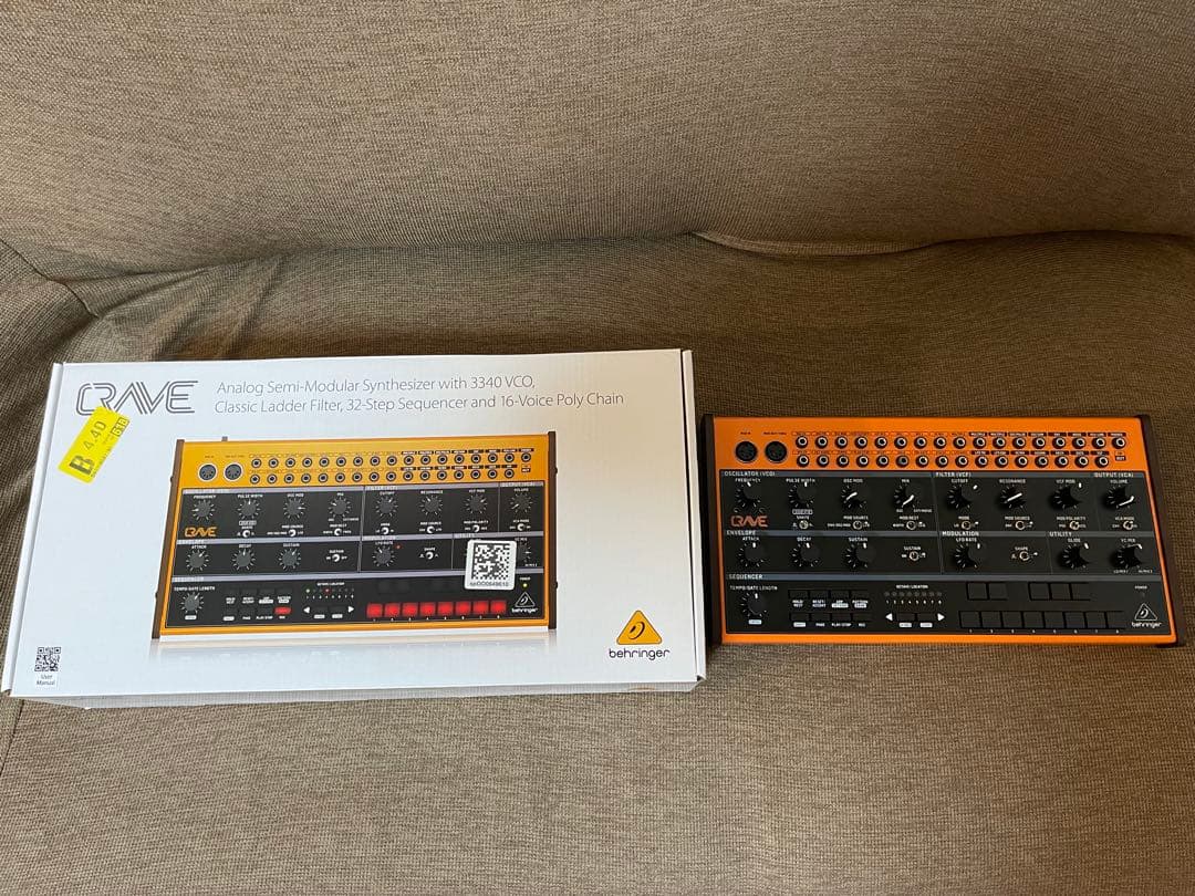Behringer Crave アナログ セミモジュラー シンセサイザー
