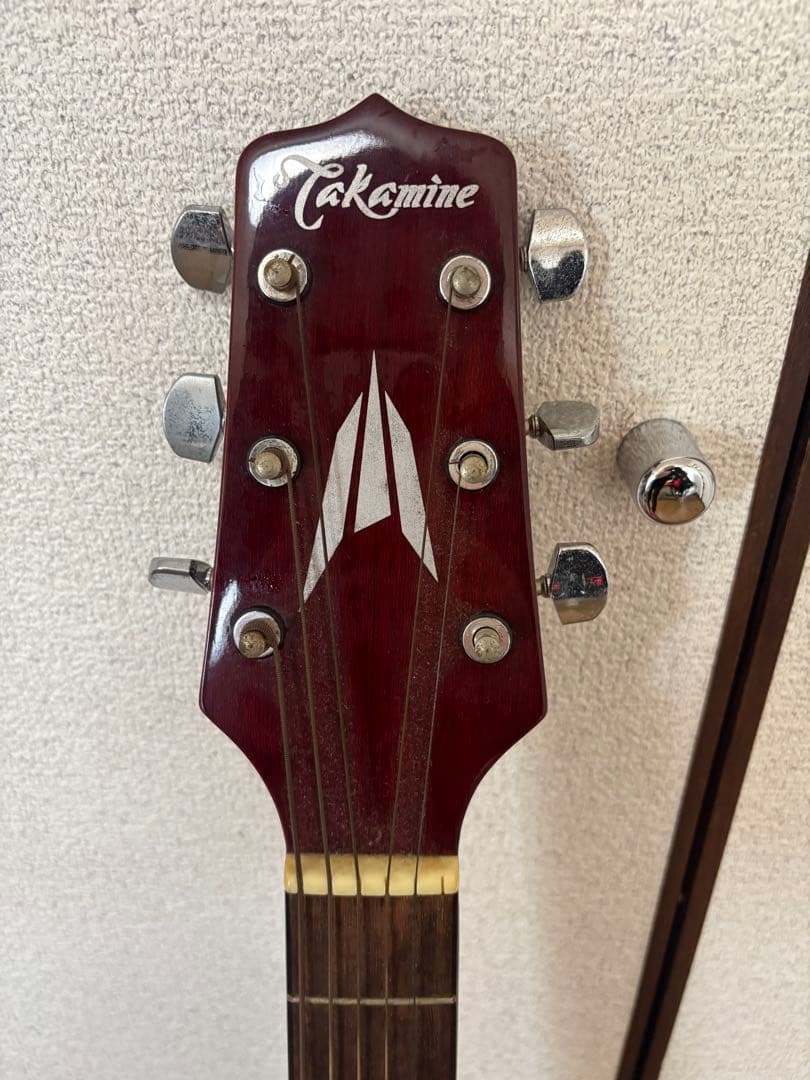 Takamine 赤 アコースティックギター