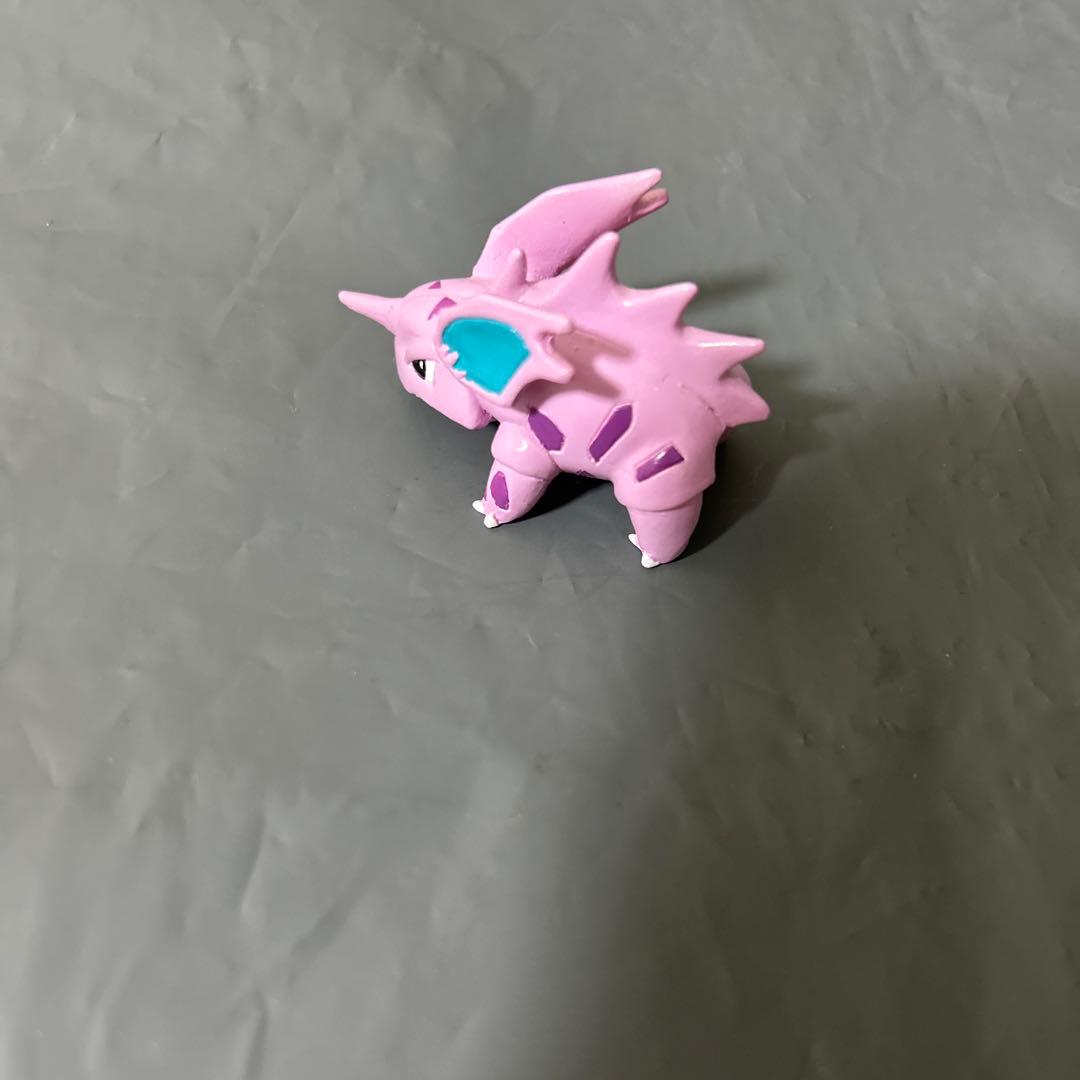 ポケモン　モンコレ　ニドリーノ